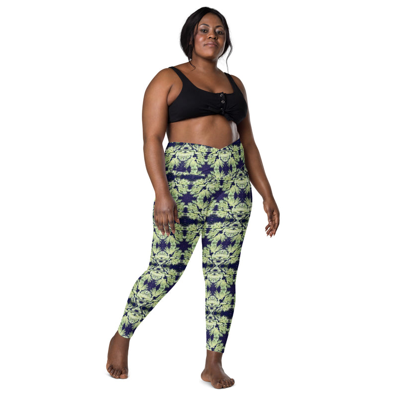 Lovin Lichen Leggings | Black Botanical Pride